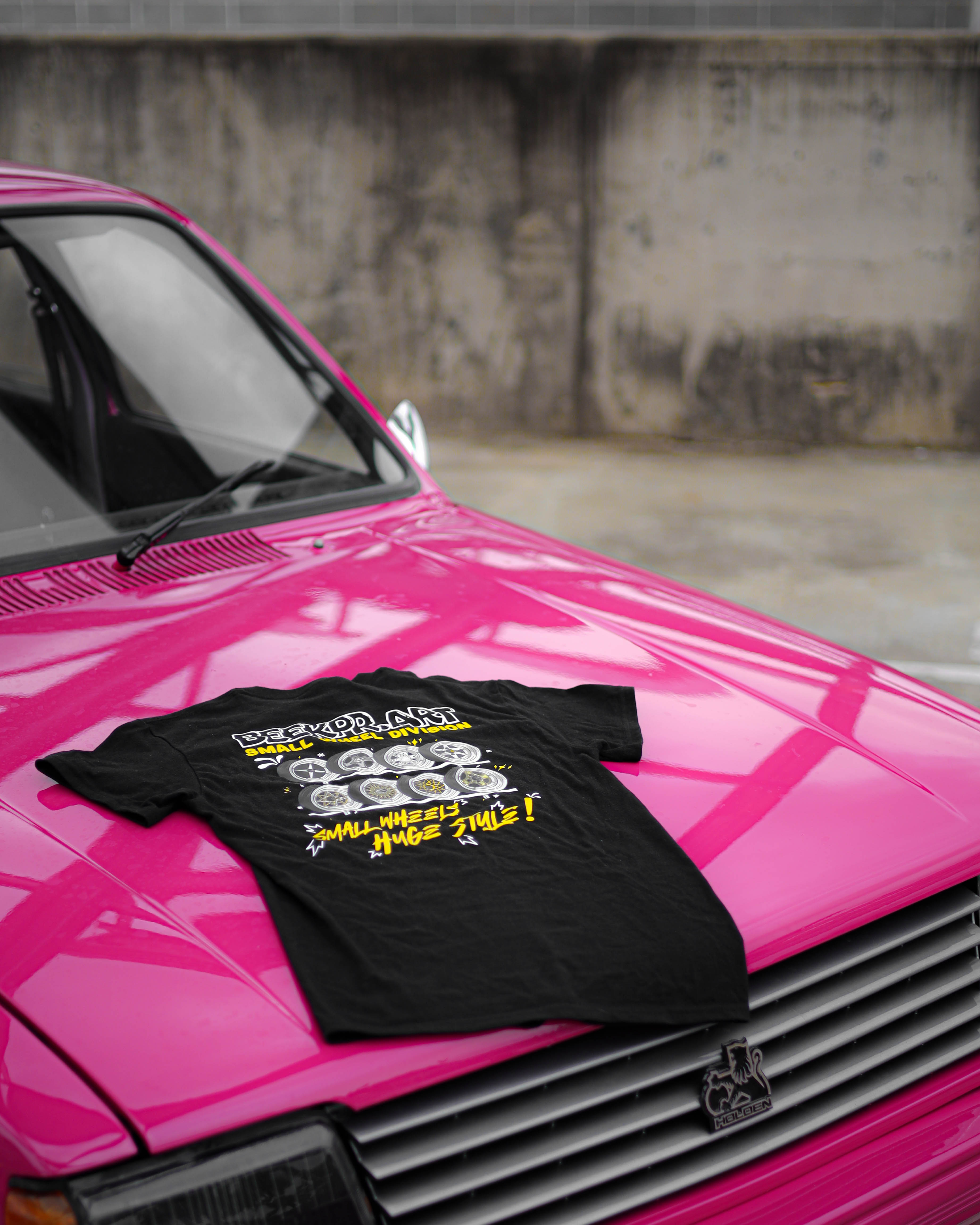 SMALL WHEELS TEE